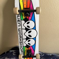 8.25 Alien Workshop Skateboard