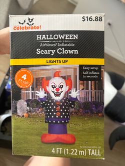Scary clown Halloween inflatable