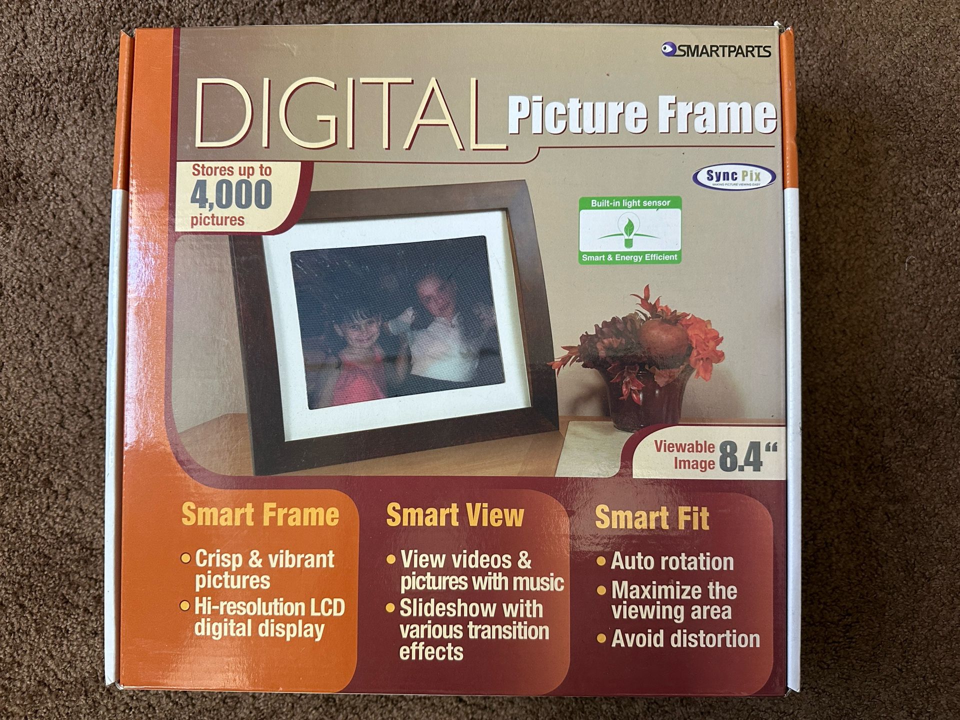 New SmartParts Digital Picture Frame