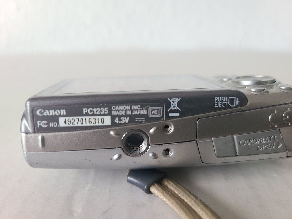 CANON POWERSHOT SD850 IS Digital ELPH 8.0MP Digital Camera for Sale in