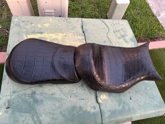 Custom seat set for Suzuki C109R in genuine crocodile leather.