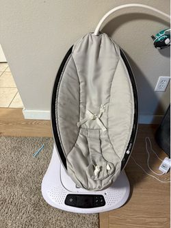 4moms MamaRoo Baby Swing – Excellent Condition
