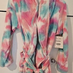 GIRL'S SMALL FLUFFY ROBE NWT