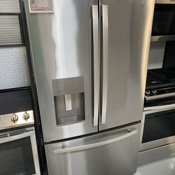 GE Stainless Steel ENERGYSTAR 25.6 Cu. Ft. French Door Refrigerator 