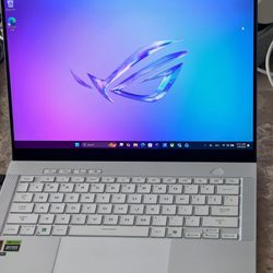 ASUS -ROG Zephyrus G14 14" RTX5080(16G VRAM) 3K OLED 120Hz HDR AMD Ryzen AI 9 HX - 32GB RAM 2TB SSD