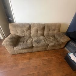 $50 Pull Out Couch - Pick Up Only !