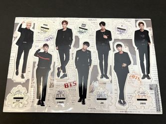 BTS Cutout Stand