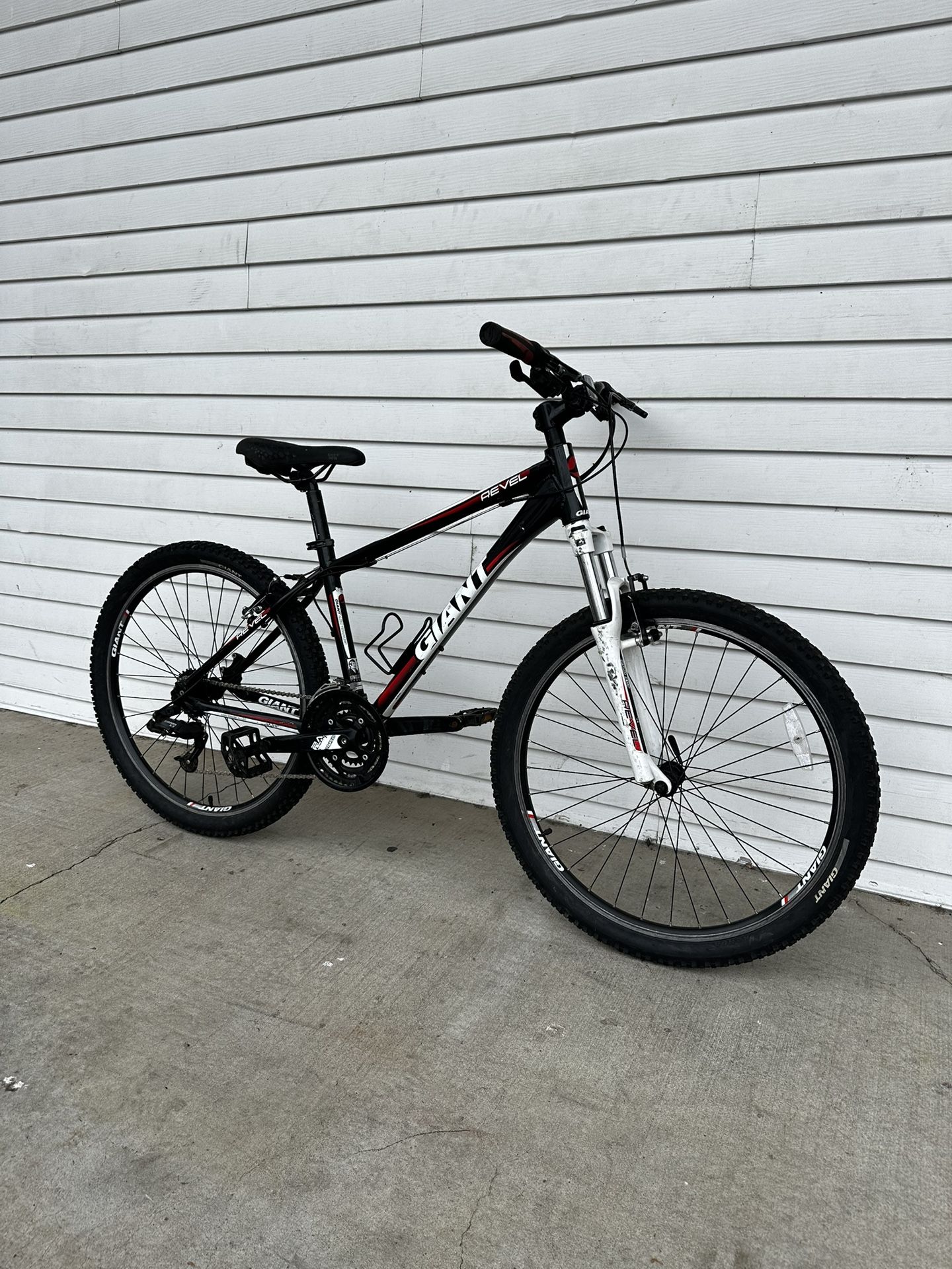 Giant Mountain Bike