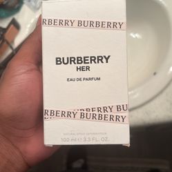 Burberry Perfume 