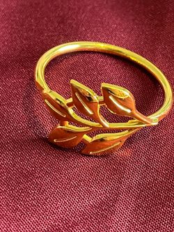 Napkin rings -gold leaf - for weddings ….