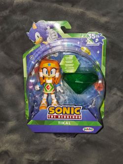 JAKKS Pacific Sonic the Hedgehog 35th Anniversary Tikal Action Figure with Master Emerald