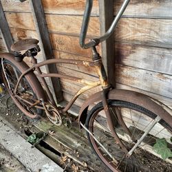 1947 Hiawatha Project Cruiser 24”