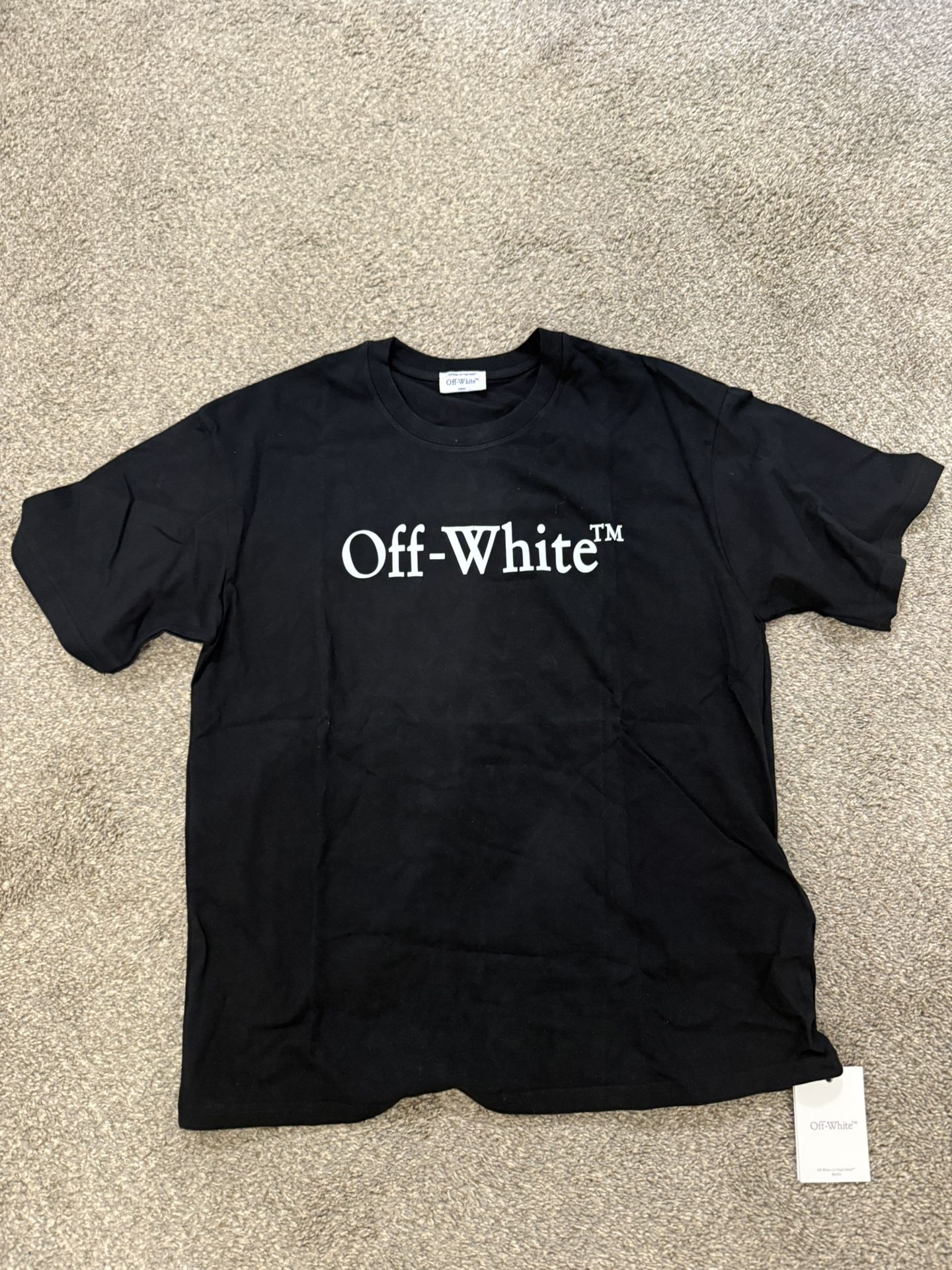 Simple Off White T-shirt Medium