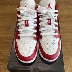 Air Jordan 1 Low Gym Red - Sz 6.5 (Boys)