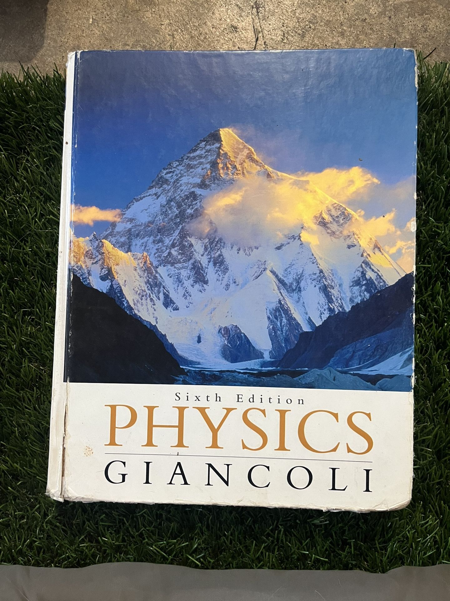 Physics Principles with Applications - Sixth Edition By Giancoli