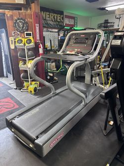 Star trac Professional Gym treadmill