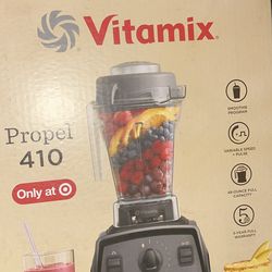 Vitamix Propel 410. Commercial  grade  10-Speed Countertop Blender Black: 1400W,