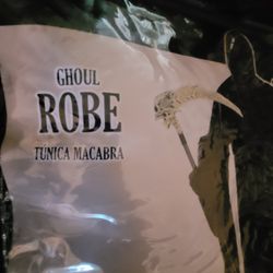Ghoul Robe 