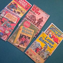 Lot Of 6 Old Comics And A Lone Ranger Autograghed Card