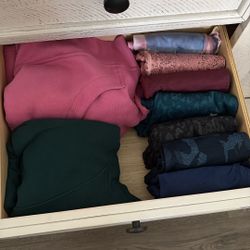 Gymshark And Lululemon 