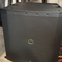 Mackie Thump118S Powered Subwoofer (1x18", 1400 Watts)