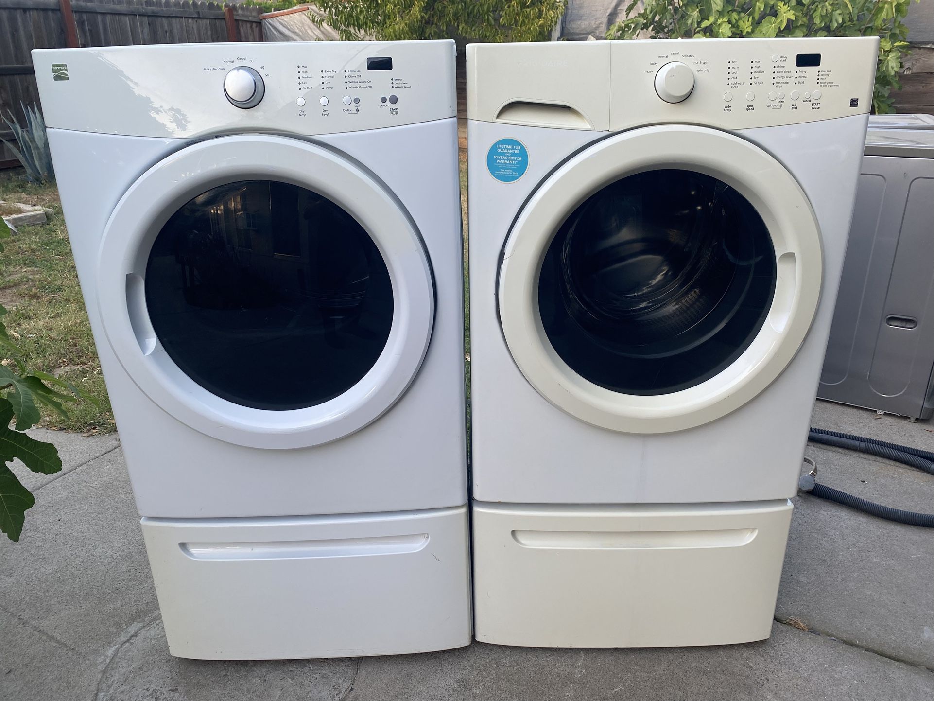 Kenmore Electric Dryer Qnd Frigidaire Washer