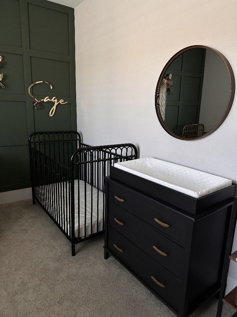 Baby Crib And Changing Table