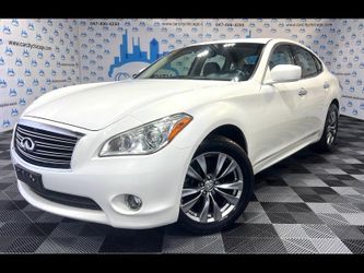 2012 Infiniti M