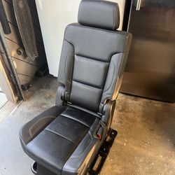 2016 Chevrolet Suburban Second Row Seats 