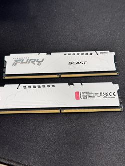 Kingston Fury Beast DDR5 5600MT RAM Kit (2x16GB)