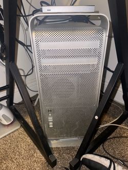 Mac Pro 5,1 with Cinema Display