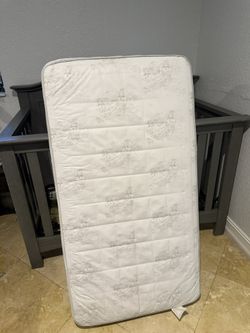 Crib Baby / Cama De Bebe