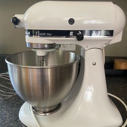 Kitchen Aid Mixer