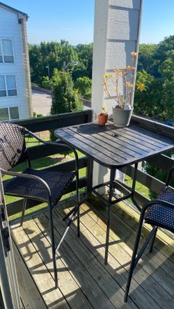 Outdoor table