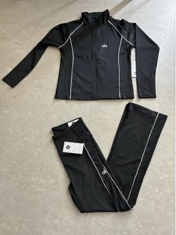 Women’s New Luxury all 2 piece black SZ XL