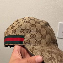 Gucci Original GG Canvas Baseball Hat With Web