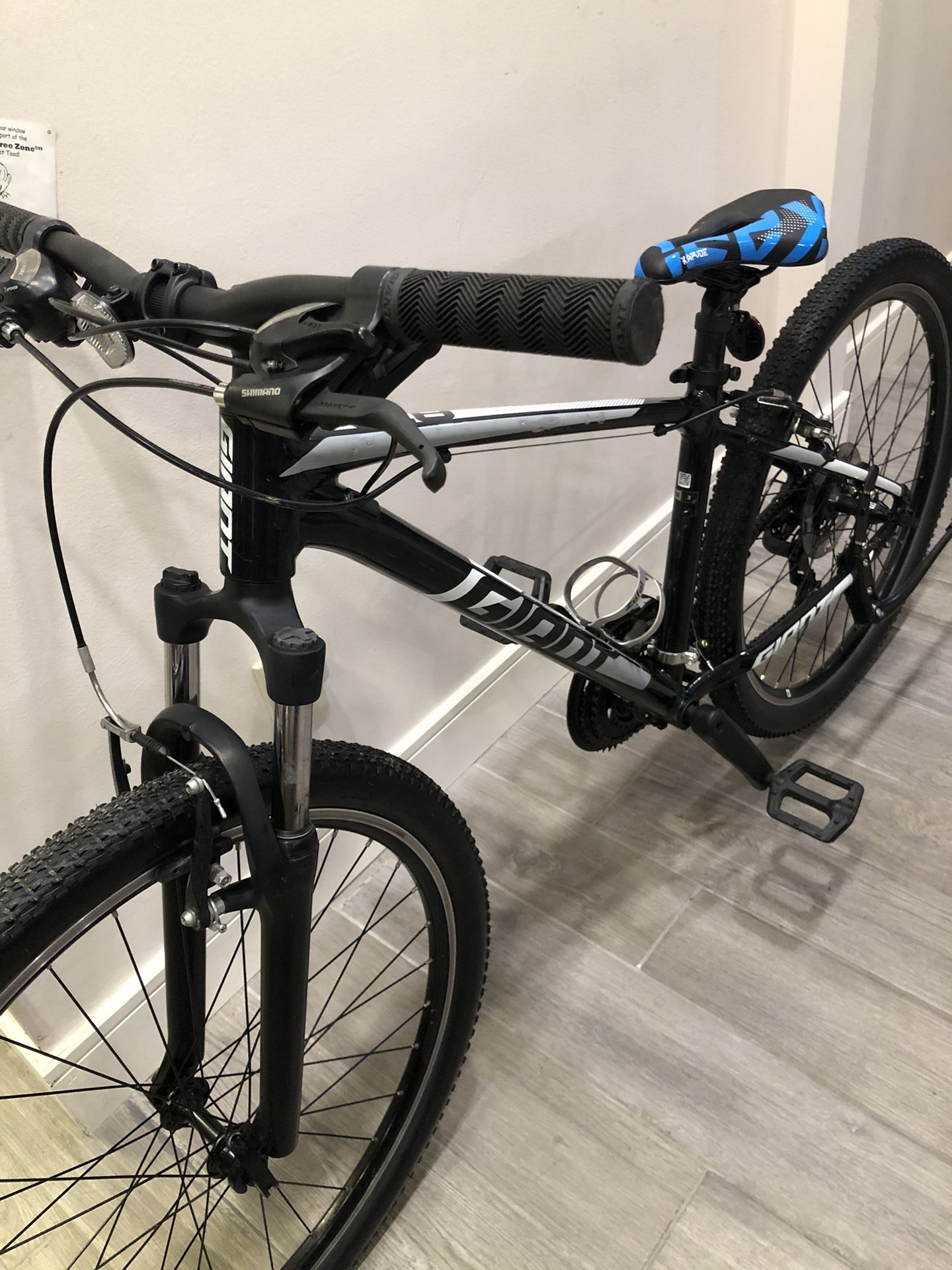 Giant ATX Mountain Bike Extra Small Trail Leisure Tuned Ready/Ride 