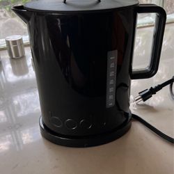 Bodum Hot water kettle excellent condition. 