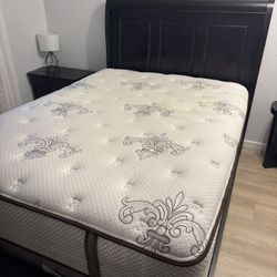 Queen bed Frame