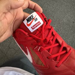 Nike SB Gato supreme