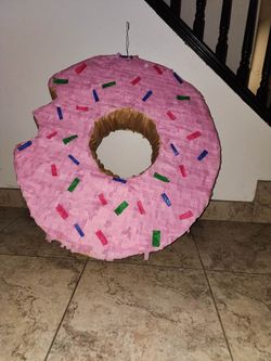 Custom Pinatas