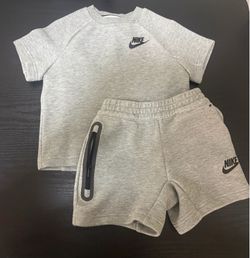 Nike Tech boys shorts sets