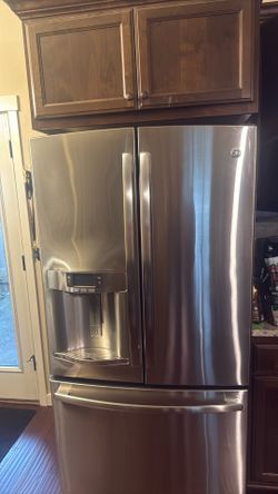 GE French door refrigerator