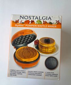 Mini Pumpkin Waffle Maker