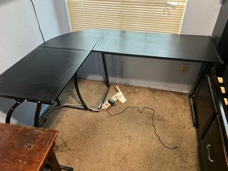 Corner Desk