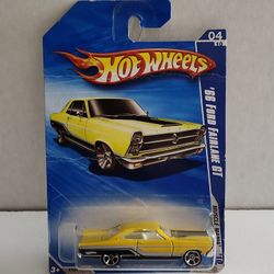 Hot Wheels #82 Muscle Mania 4/10 '66 FORD FAIRLANE GT 2010 Yellow Dragster New