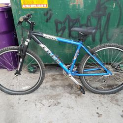 Trek 4500 Bike