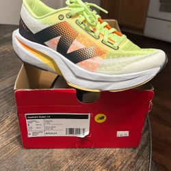 New Balance Rebel