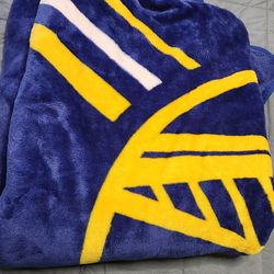 Golden State Warriors Blue Yellow Plush Blanket