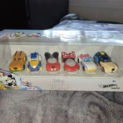 Disney Mickey and Friends Hot Wheels